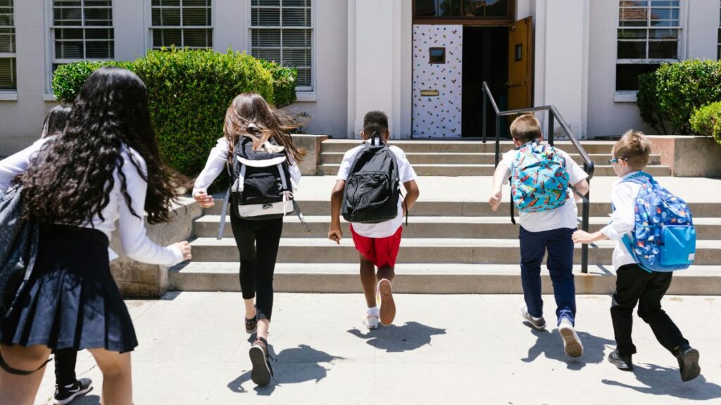 Back-to-School Allowance 2025: Complete Guide on Eligibility, Dates, and Payment Amounts