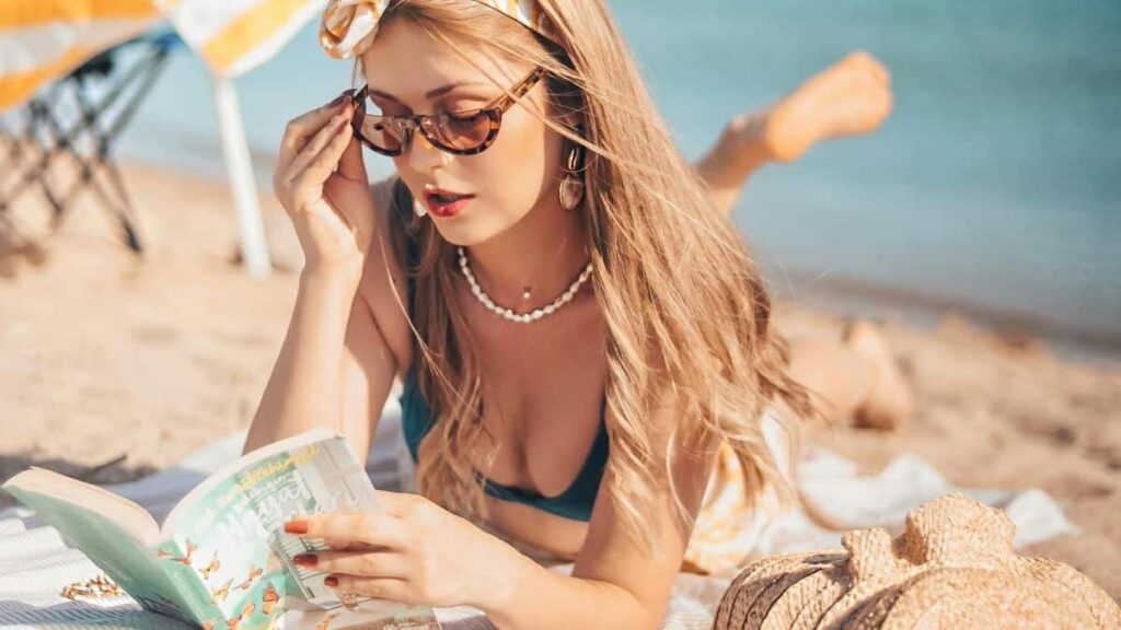 Women’s Comics: Our Fun and Lighthearted Summer Reading List for Unlimited Enjoyment