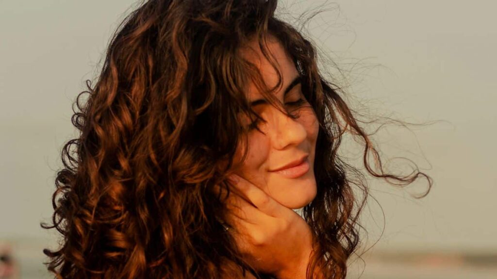 Summer Hair Color: How to Protect Your Color and Your Wallet