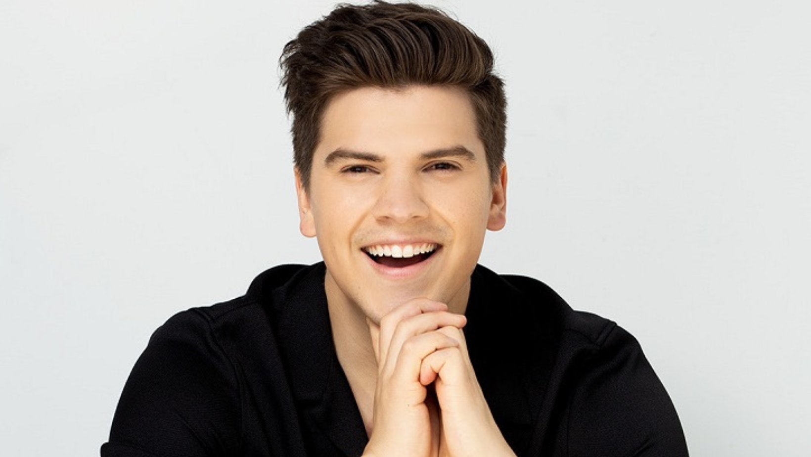 Ludovick Bourgeois Invites You to Take the Stage