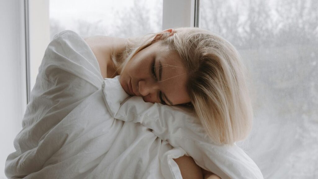 Winter Blues: Simple Habits That Boost Your Mood