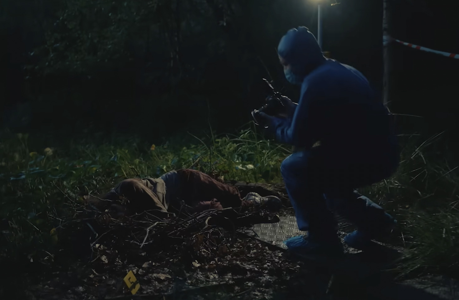 The Chestnut Man – Hide and Seek