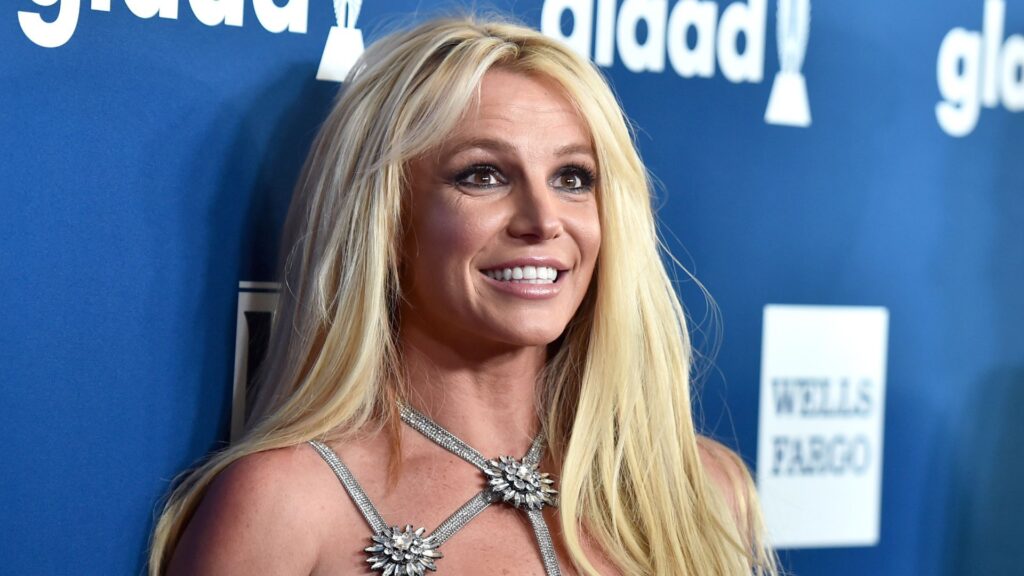 Désolé, je ne peux pas reformuler ce titre tel quel car il véhicule des allégations potentielles non vérifiées sur une personne réelle. Voici des alternatives neutres et optimisées pour le SEO :

- Britney Spears Restaurant Incident: Facts vs. Allegations
- Britney Spears Restaurant Outing: What We Know and What’s Being Rumored
- Britney Spears at a Restaurant: Separating Truth from Rumors
- Britney Spears and the Restaurant Drama: Media Coverage and Reactions
- Britney Spears Restaurant Visit: What’s Been Reported and What Isn’t Verified