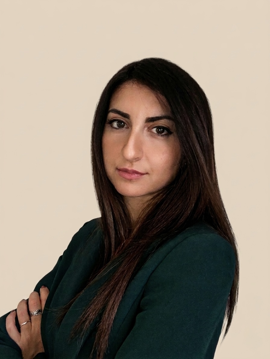 Identifying Risk: Rosa De Santis’s Perspective