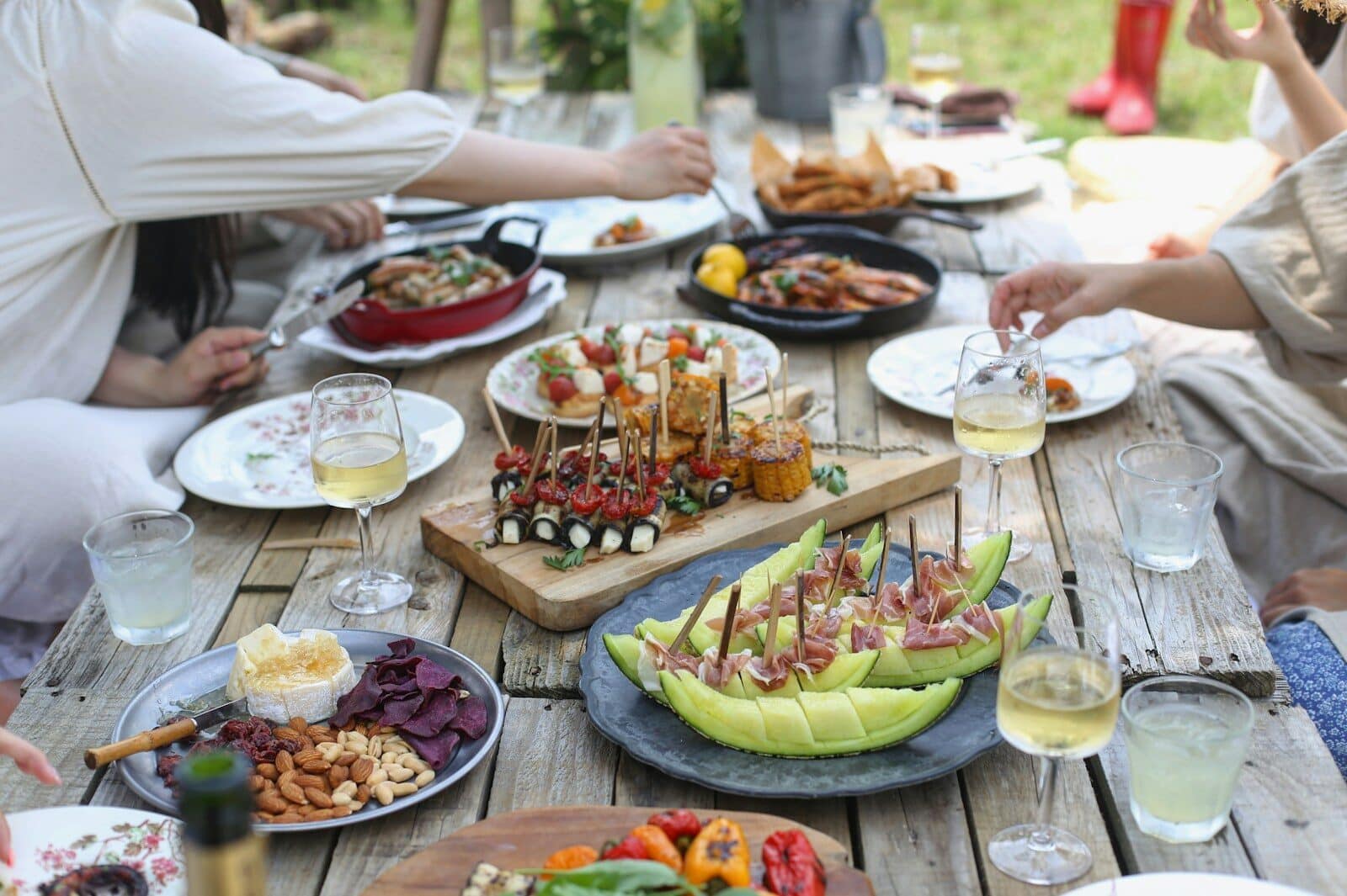 Summer BBQ Cocktail: A Refreshing Recipe to Impress Guests