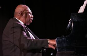 Legendary Montreal Jazz Pianist Oliver Jones Dies at 91