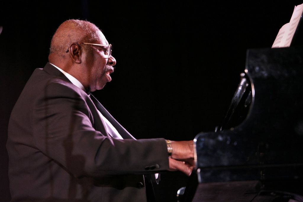 Legendary Montreal Jazz Pianist Oliver Jones Dies at 91