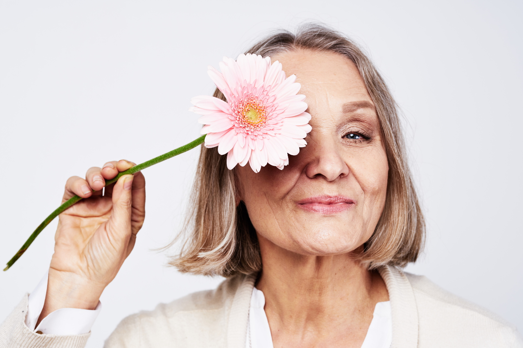 Perimenopause and Menopause Wellness: Symptoms, Natural Remedies, and an Integrated Approach